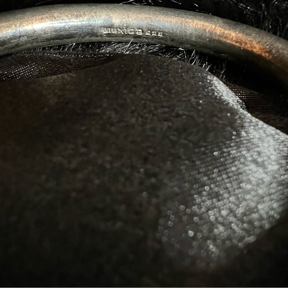 Smooth SS bangle. - Picture 3 of 4